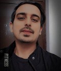 Abhishek Sitio de citas Mujer latina India citas para solteros 26 años